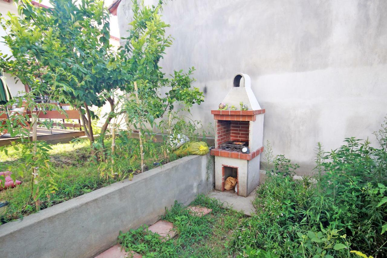 Studios Mouse House Неос-Мармарас Экстерьер фото
